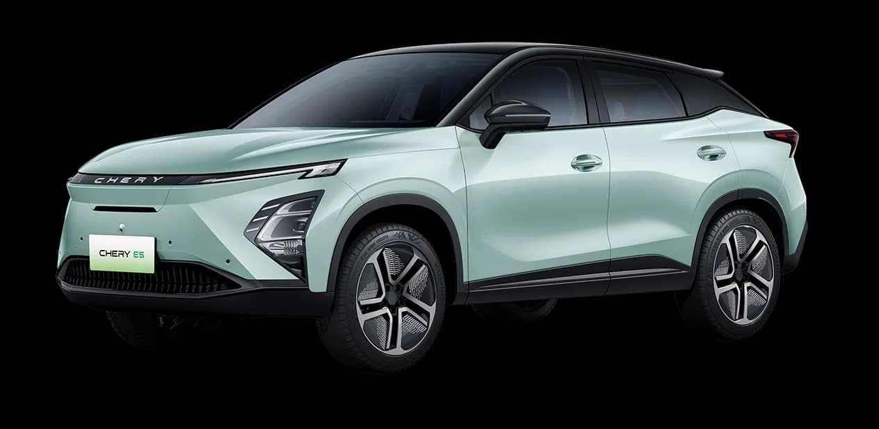 Chery E5 warna Green Jade Two Tone — Sales Chery Manado Hanny Lintong